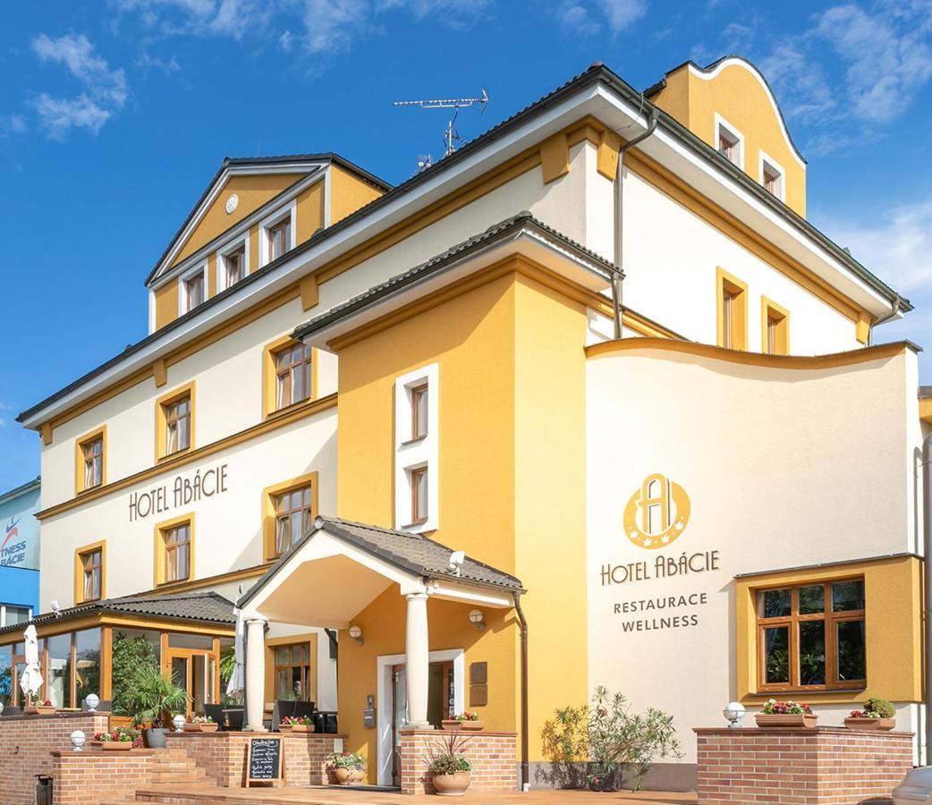 Hotel Abacie & Wellness Valašské Meziříčí المظهر الخارجي الصورة