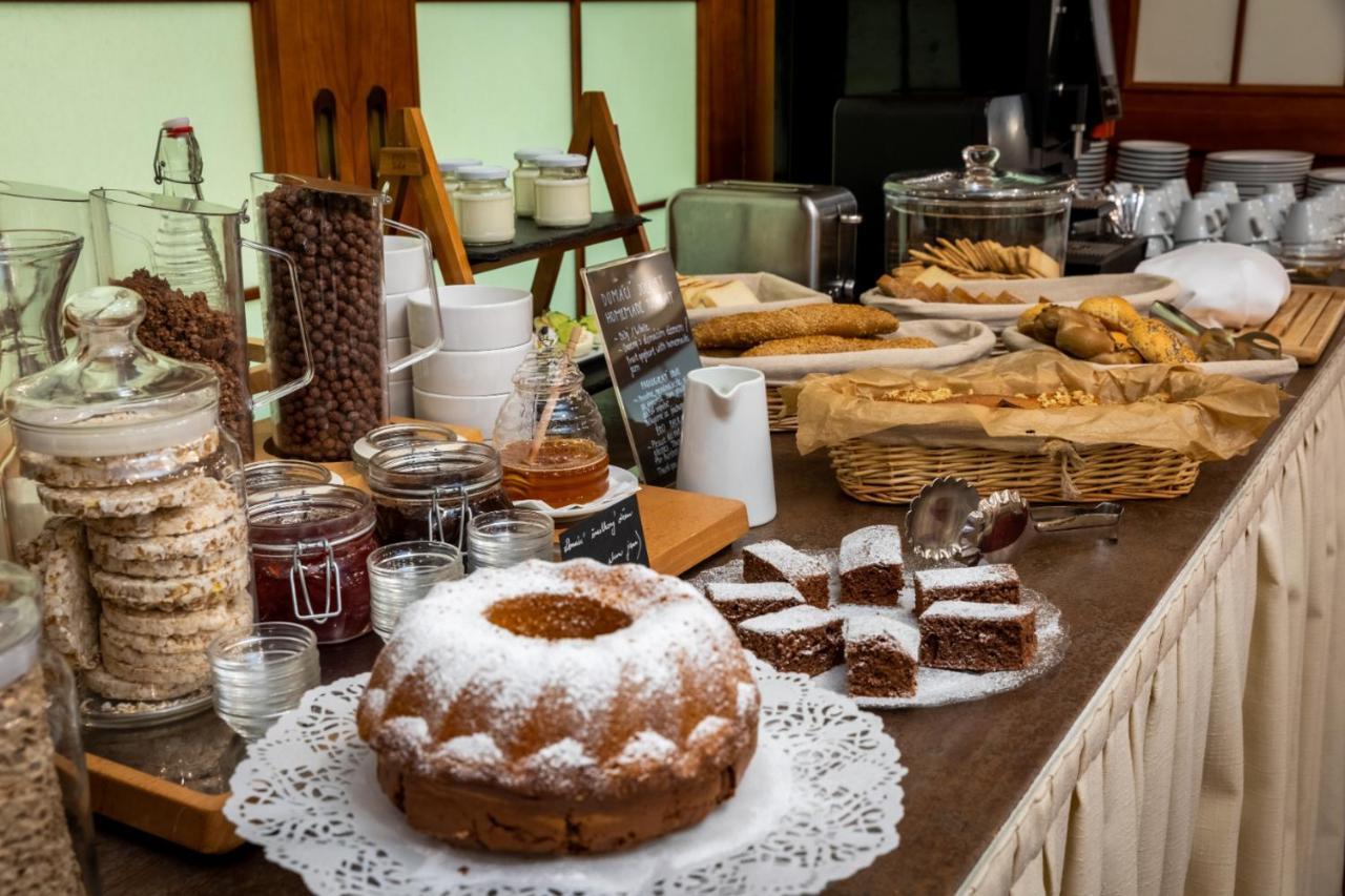 Hotel Abacie & Wellness Valašské Meziříčí المظهر الخارجي الصورة
