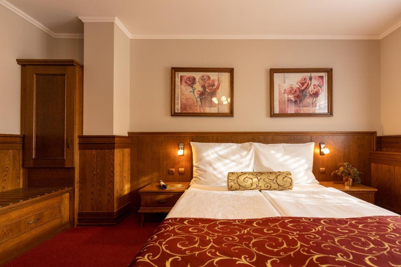 Hotel Abacie & Wellness Valašské Meziříčí المظهر الخارجي الصورة