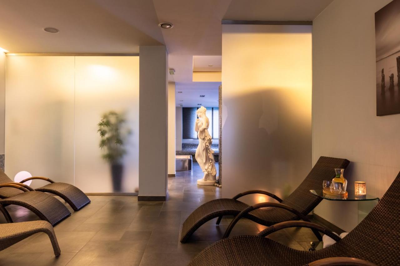 Hotel Abacie & Wellness Valašské Meziříčí المظهر الخارجي الصورة